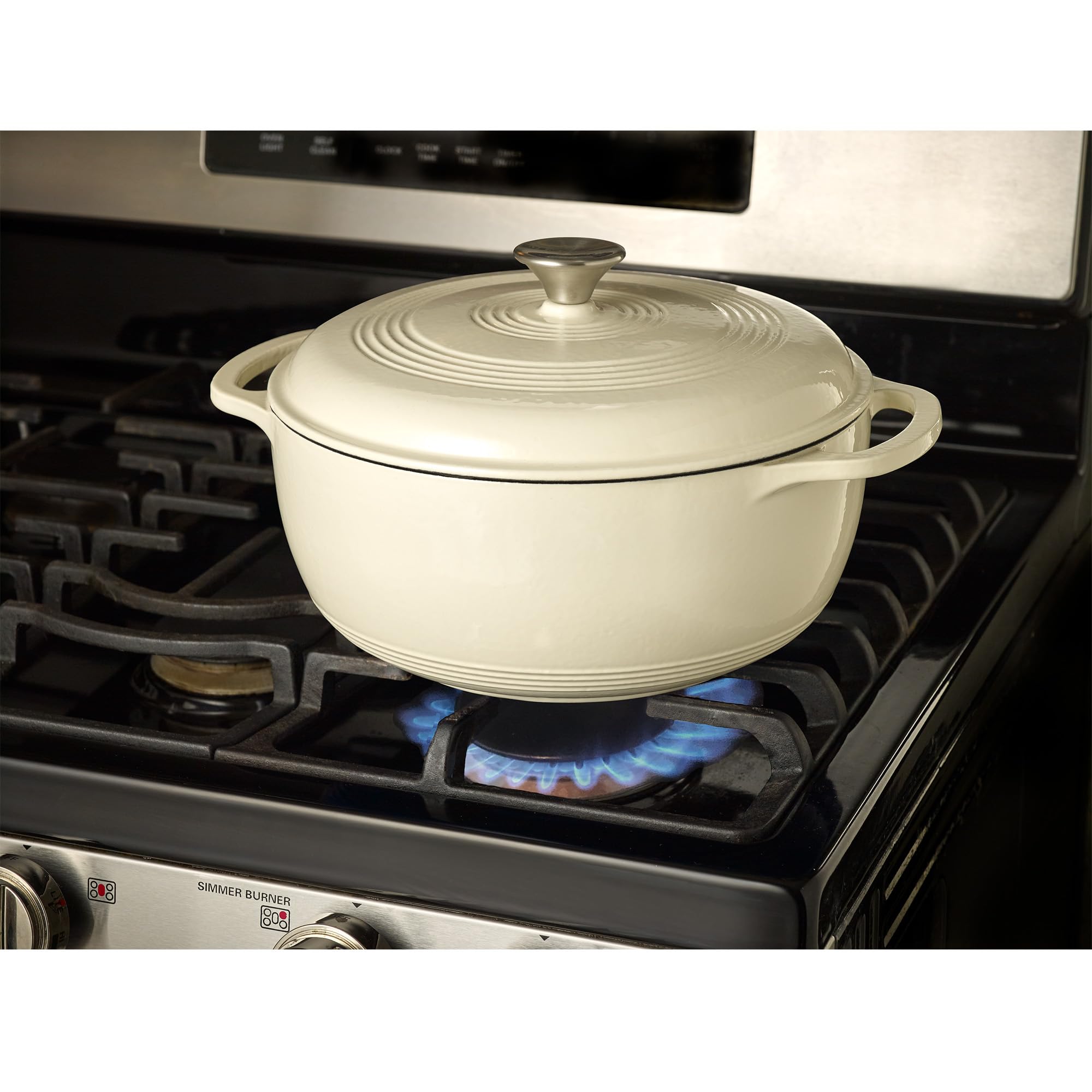 Mercer Culinary pot next to objects showing 6 qt scale for family meal portioning