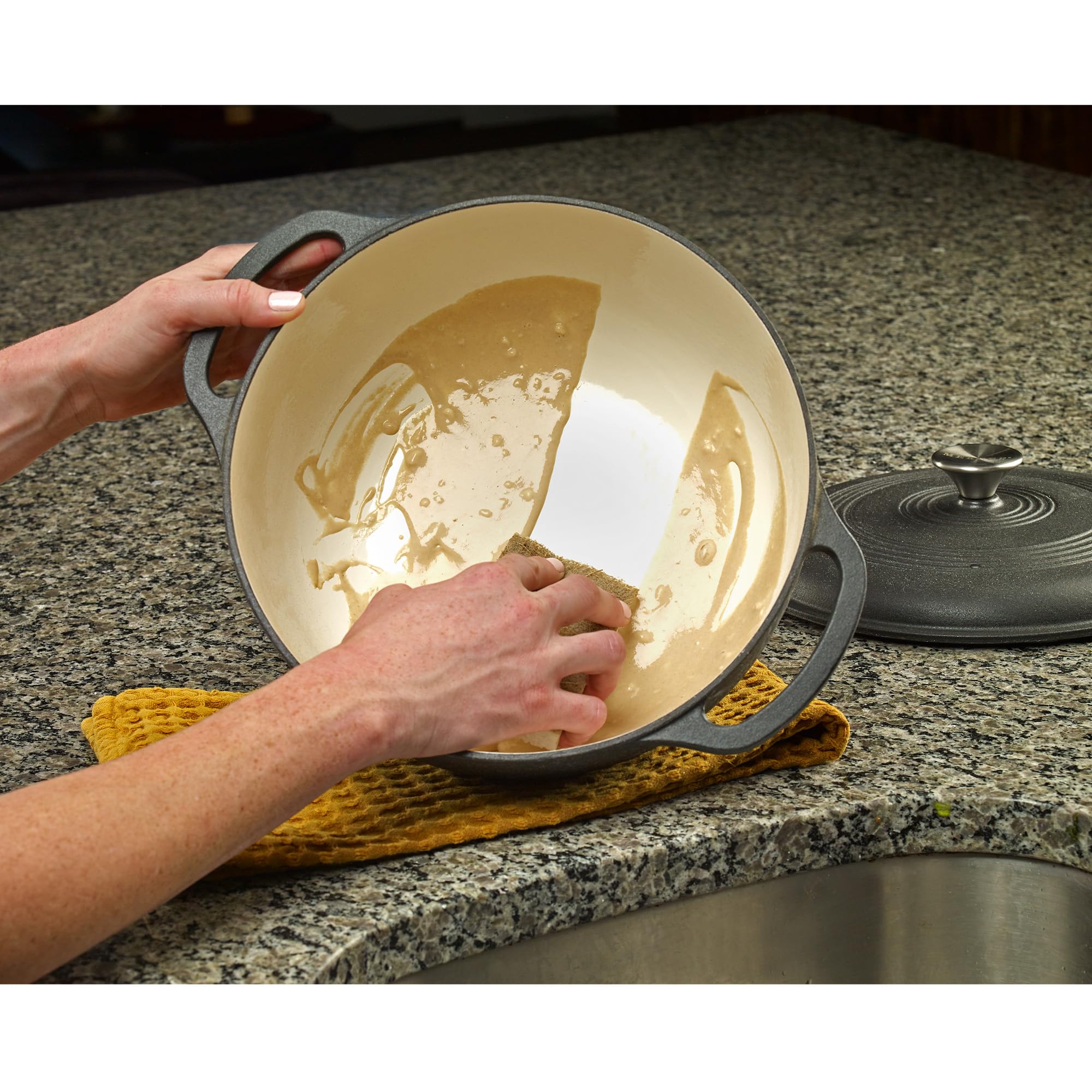 Mercer Culinary enamel finish close zoom showing chip resistance and durability benefit