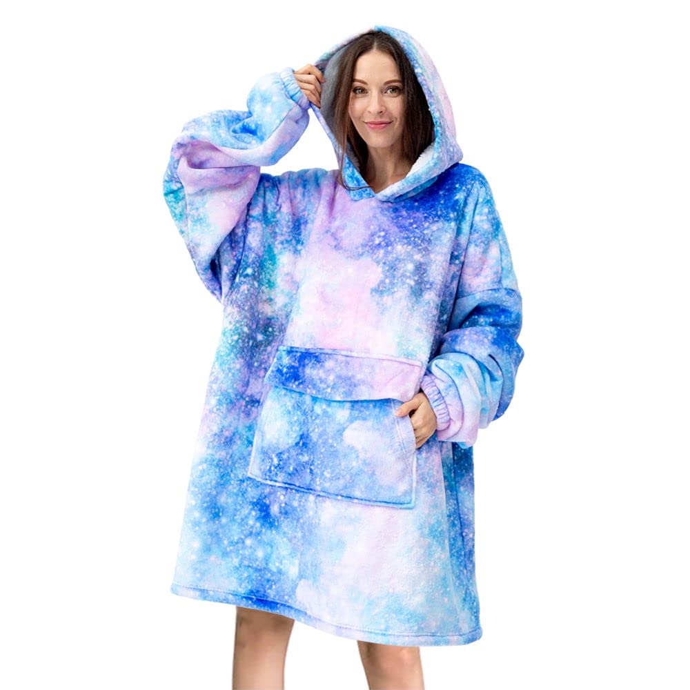 Mewkou Galaxy front view showing oversized fit and cozy warmth