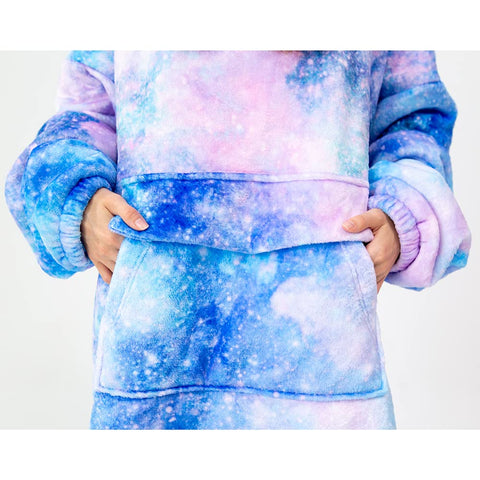Mewkou Galaxy at an outdoor event keeping wearer warm and mobile