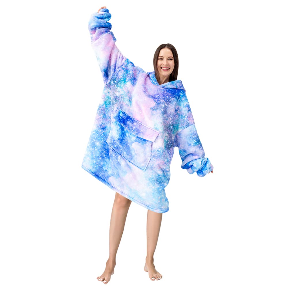 Mewkou Galaxy worn by model to show scale and one-size fit