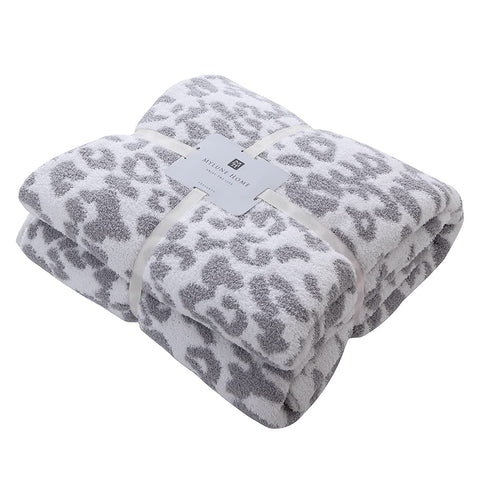 MH MYLUNE HOME corner seam close-up showing stitching quality and durability
