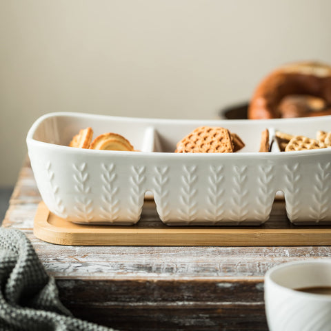 Miamolo chip and dip set in use at a party offering organized self-serve convenience