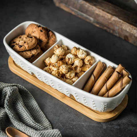 Miamolo tray arranged with chips and dips for attractive party presentation