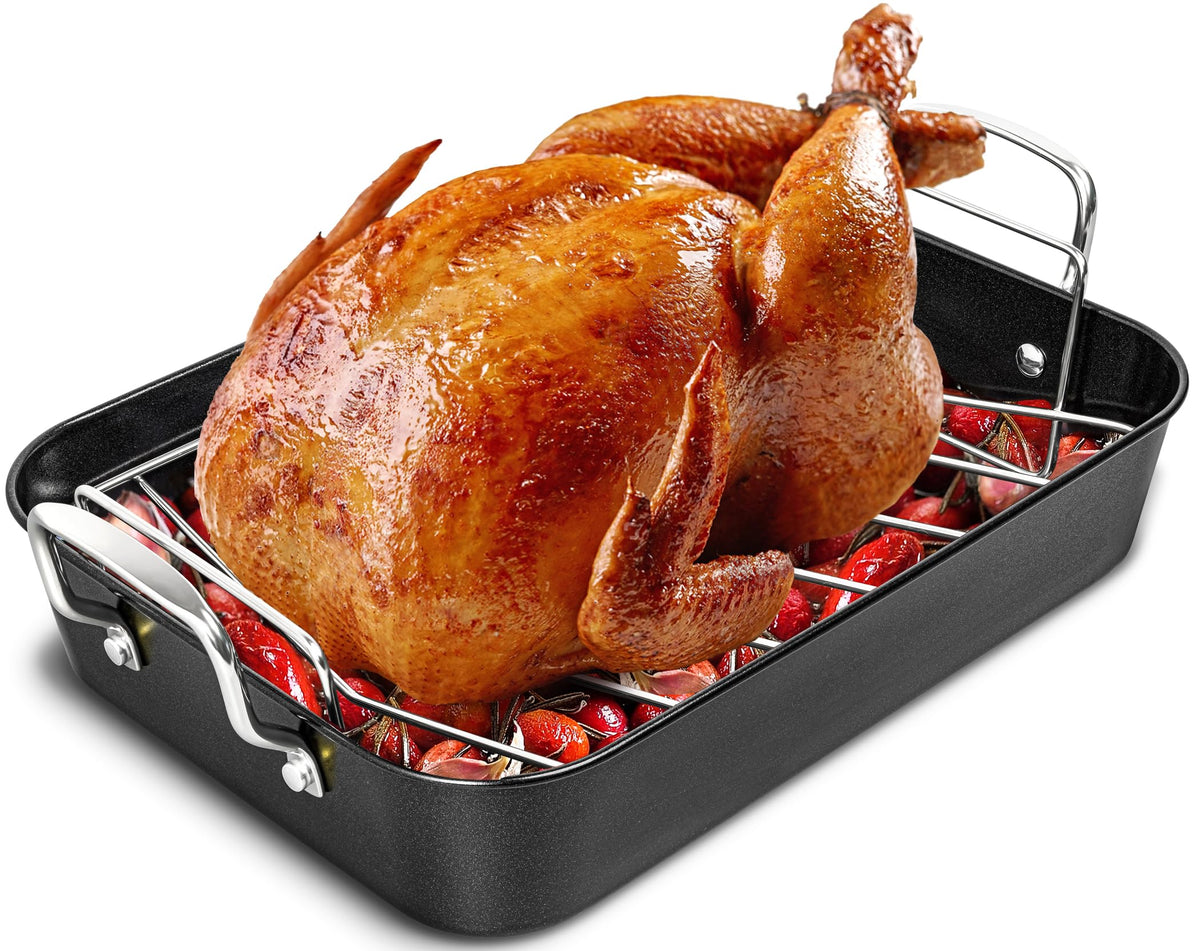 MICHELANGELO front view of roasting pan showing full profile and capacity benefit