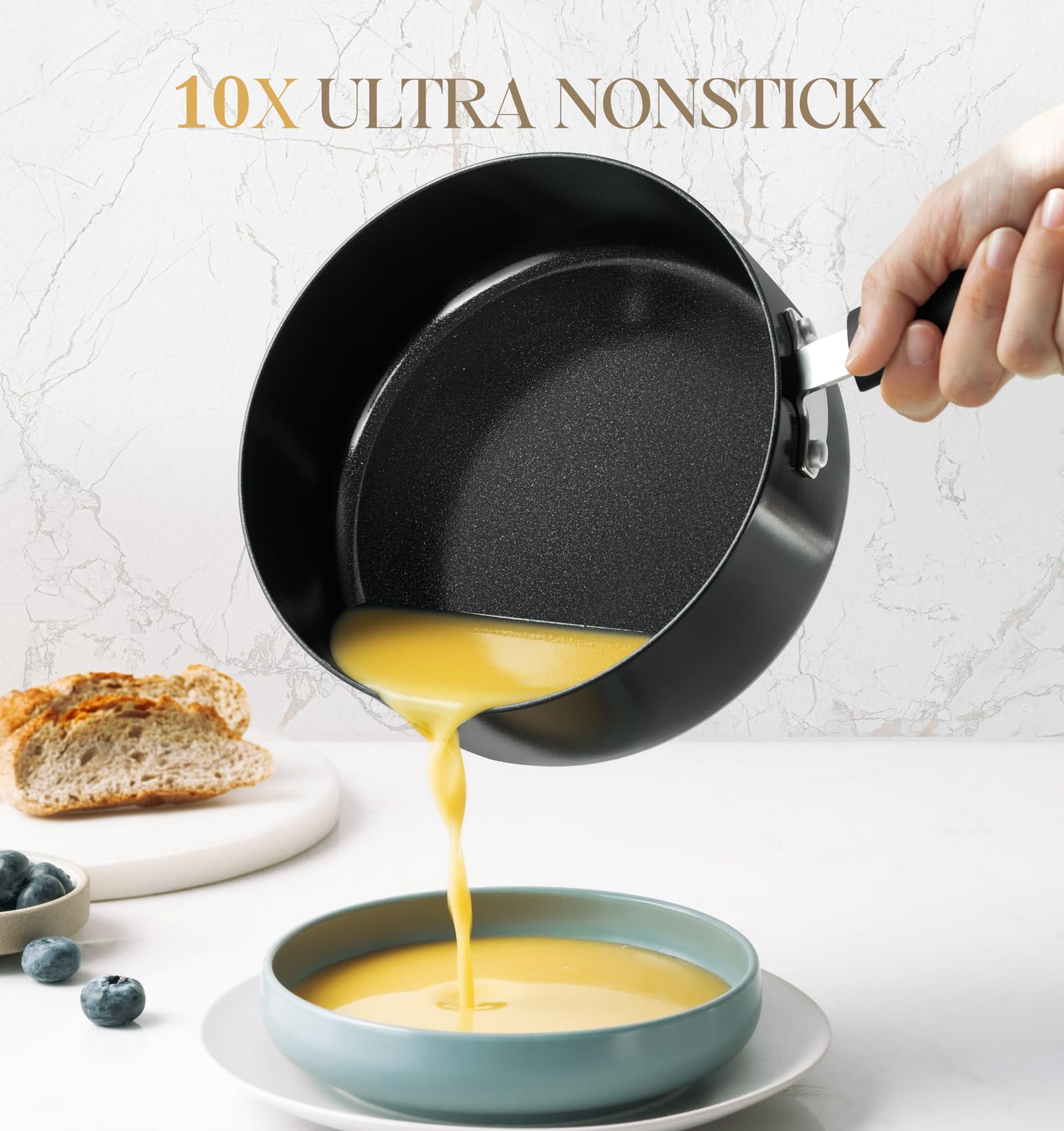 MICHELANGELO ceramic nonstick surface close-up illustrating easy food release and cleaning