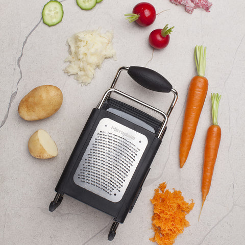 Microplane ergonomic handle and non-slip feet providing secure, comfortable grip