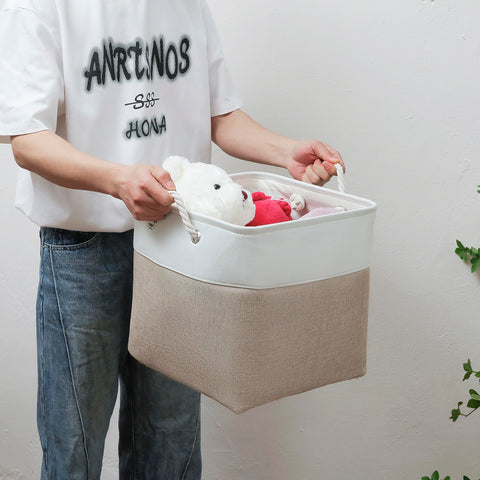 MidmmVick folded flat cubes for compact storage that saves closet space