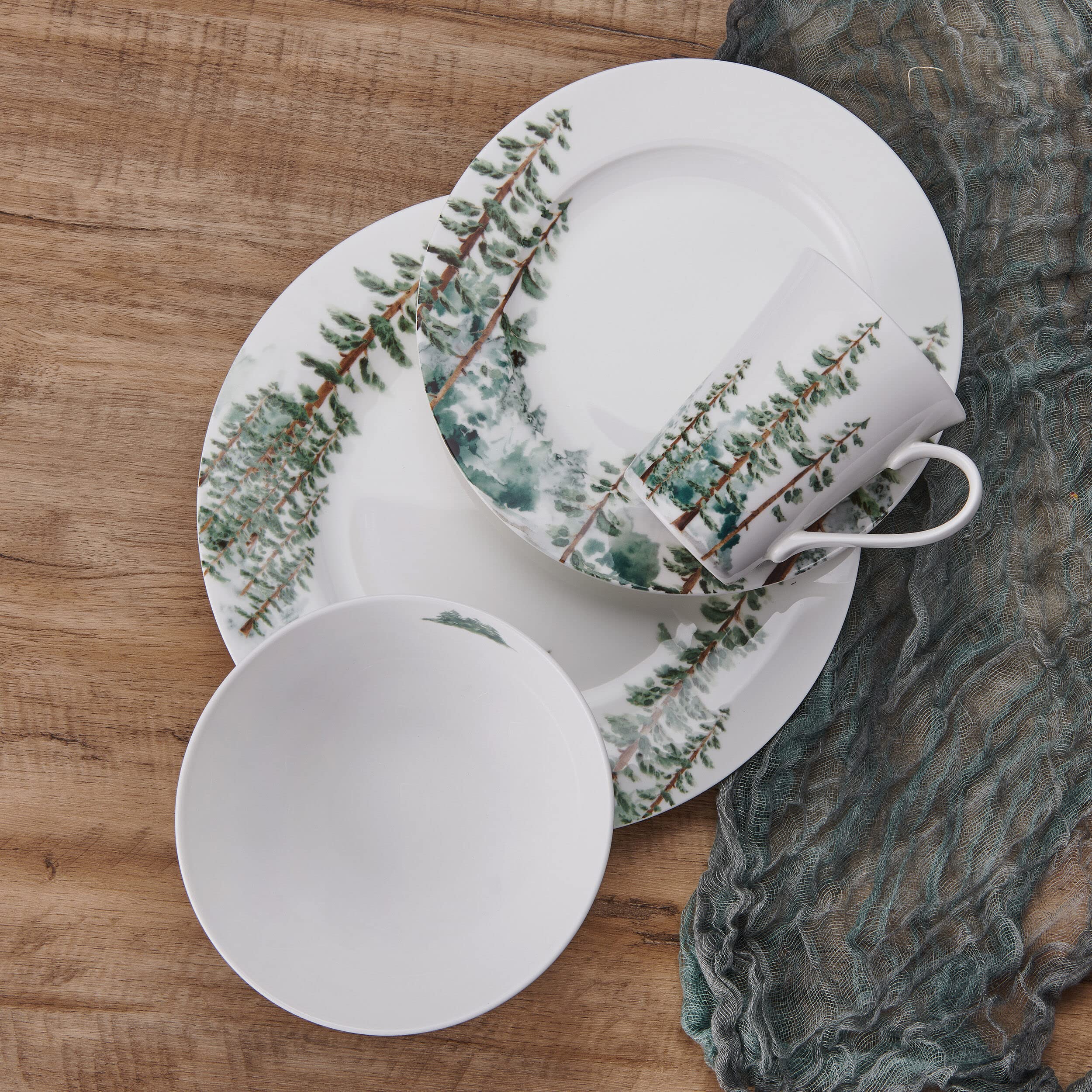 Mikasa dishwasher-safe icon with set indicating easy cleanup