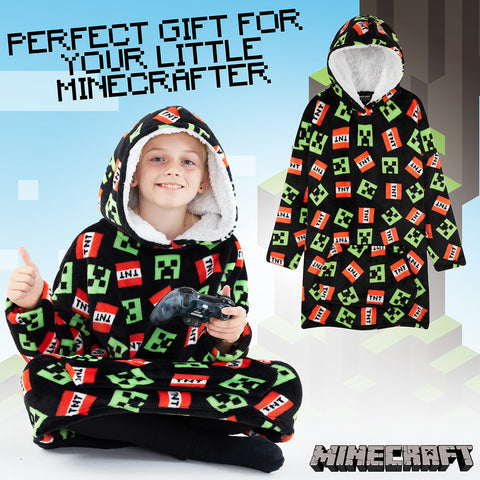 Minecraft kangaroo pocket showing secure storage and hand warmth benefit