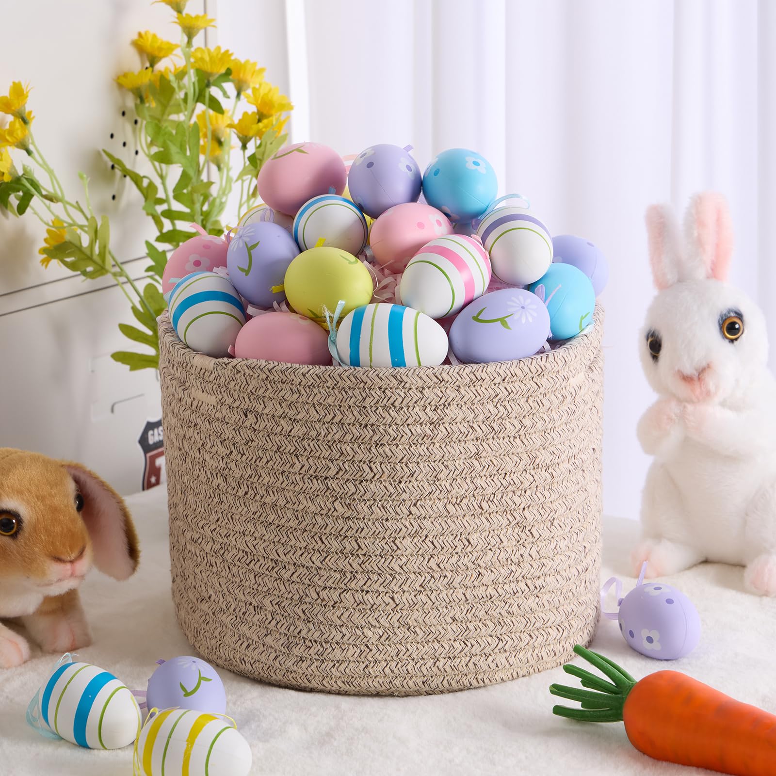 MiniArk folded basket with ties in packaging, compact shipment and easy setup