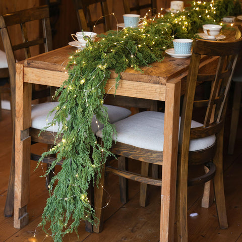 MISSPIN garland used as table centerpiece creating instant charm