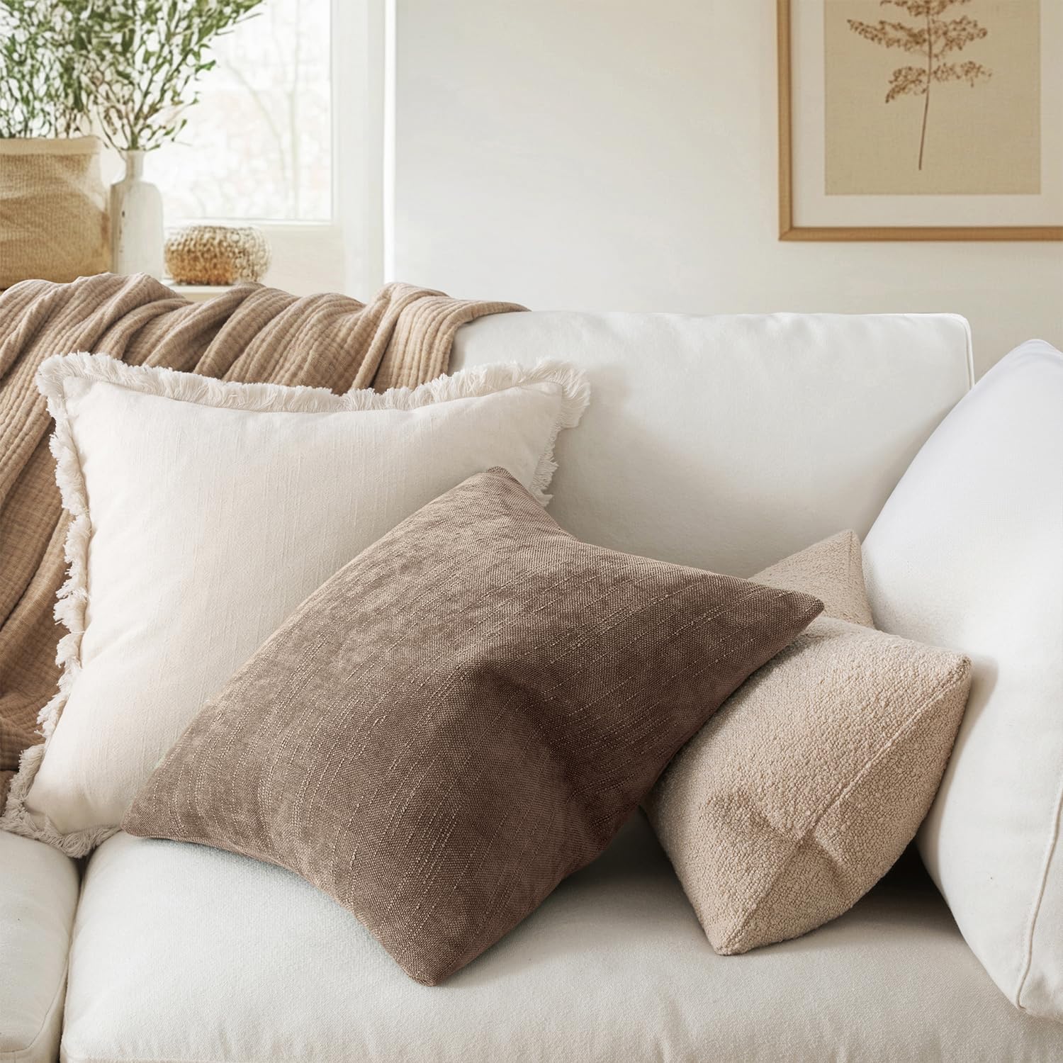 MIULEE styled on sofa demonstrates cozy layering and visual depth benefit