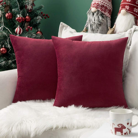 MIULEE two-pack flat lay highlights matching covers for balanced decor