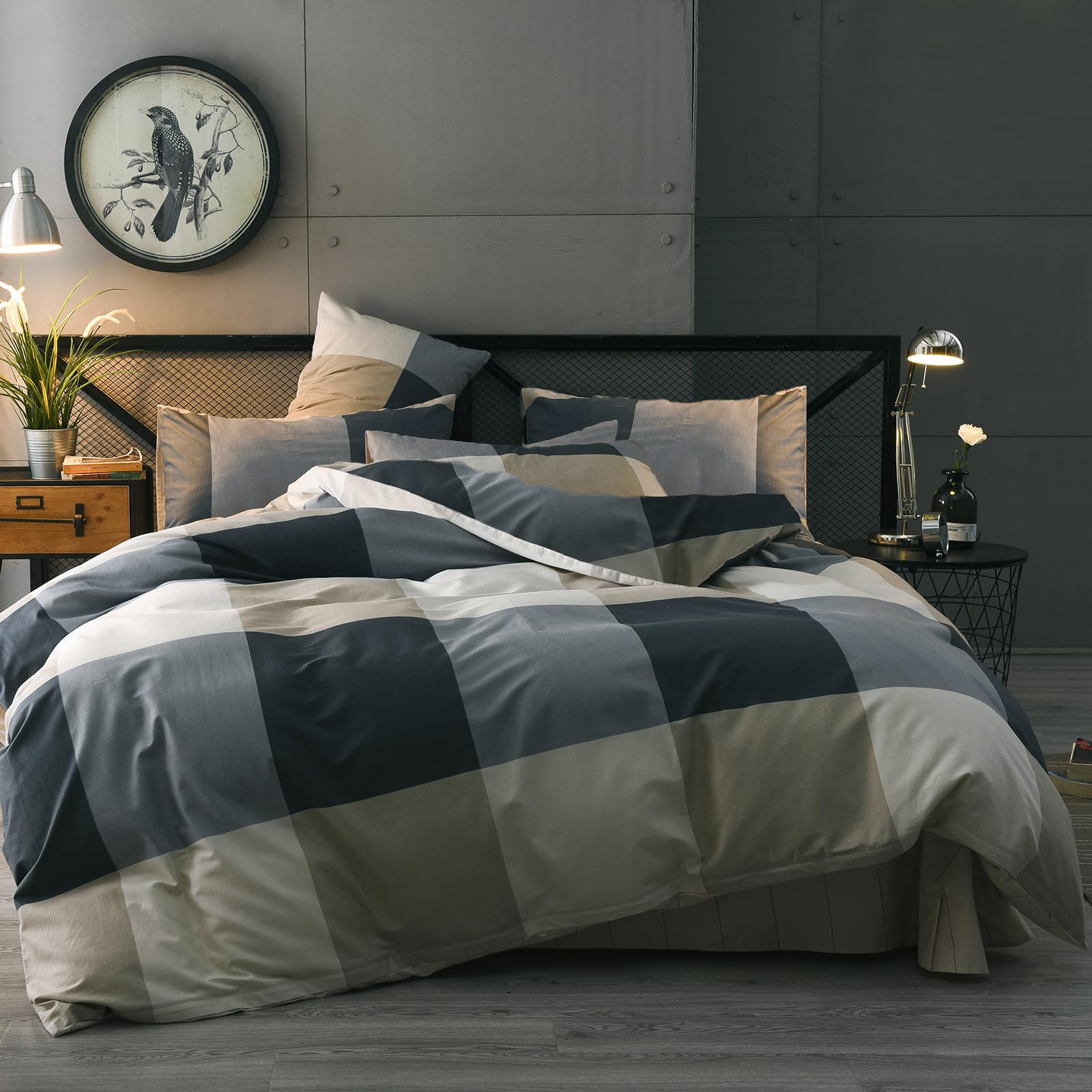 mixinni front flatlay comforter showing checkered pattern and breathable design benefit