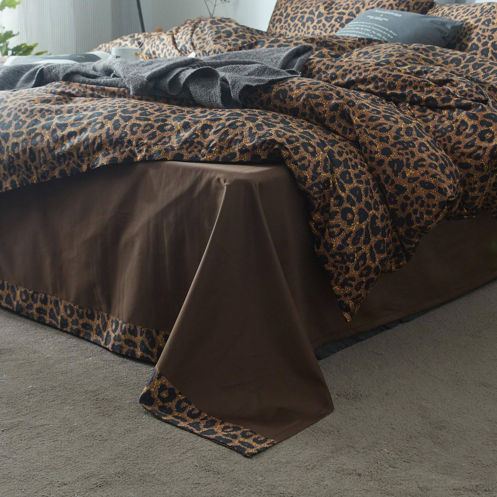 mixinni comforter on queen mattress showing generous drape and full coverage