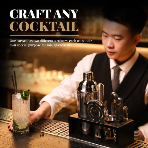 MixMate cocktail pour in use illustrating smooth pouring and professional results