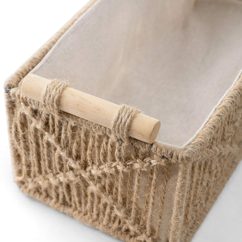 Mkono handle and wire frame detail demonstrating sturdy lift and shape retention benefit