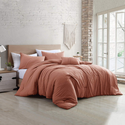 Modern Threads Bria comforter front view shows color and full-bed coverage benefit