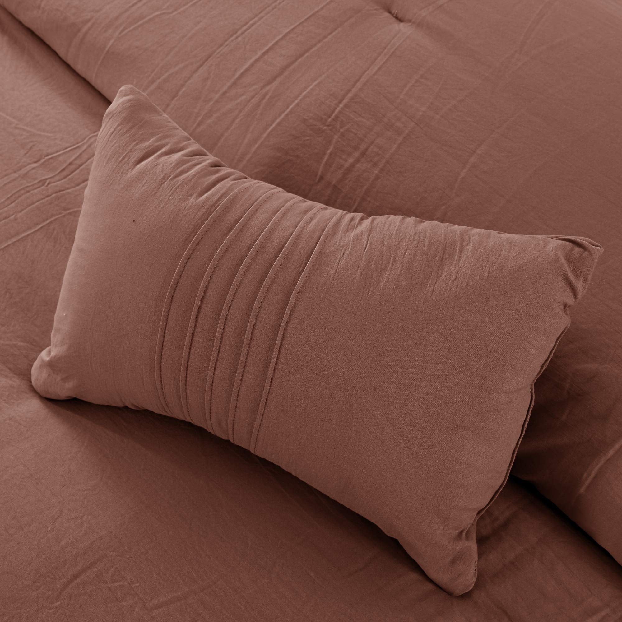 Modern Threads Bria on king bed lifestyle shows inviting bedroom ambiance benefit