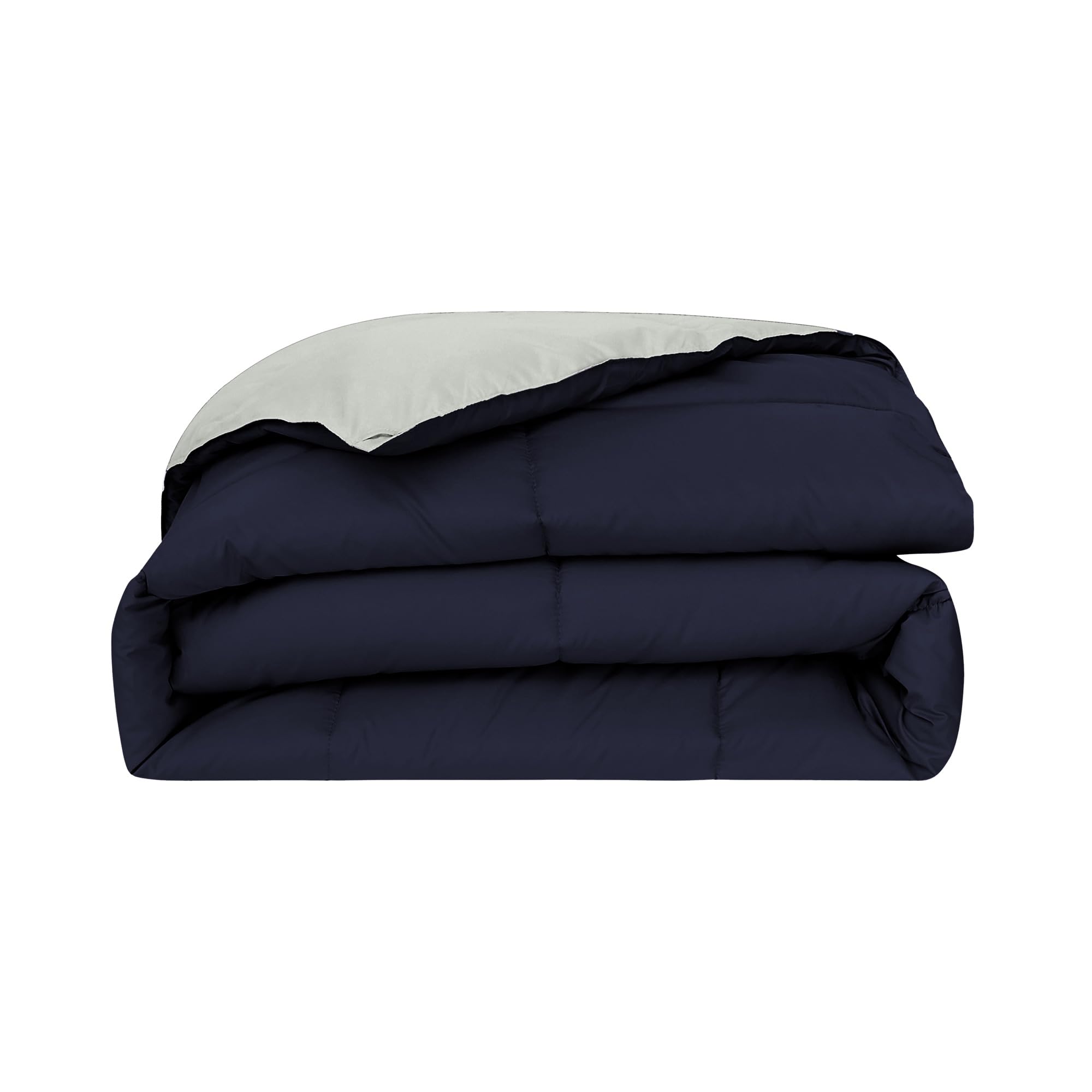 Modern Threads washed comforter loft after laundry demonstrating lasting fluff and resilience