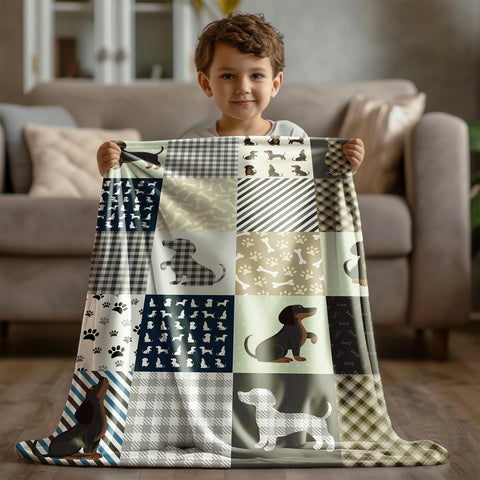 Mokukenren blanket on a bed in a room setting showing cozy, stylish decor