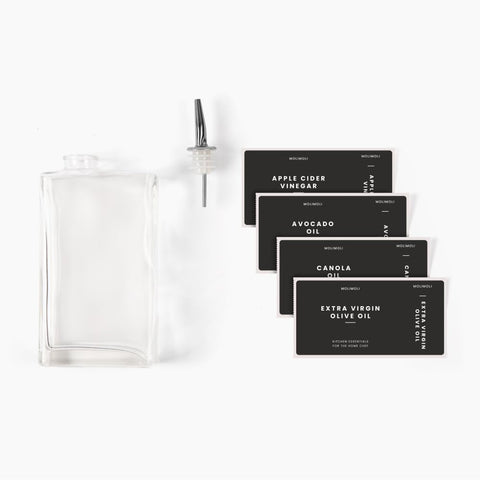 Molimoli bottle held in hand showing 500ml scale for portion and storage clarity