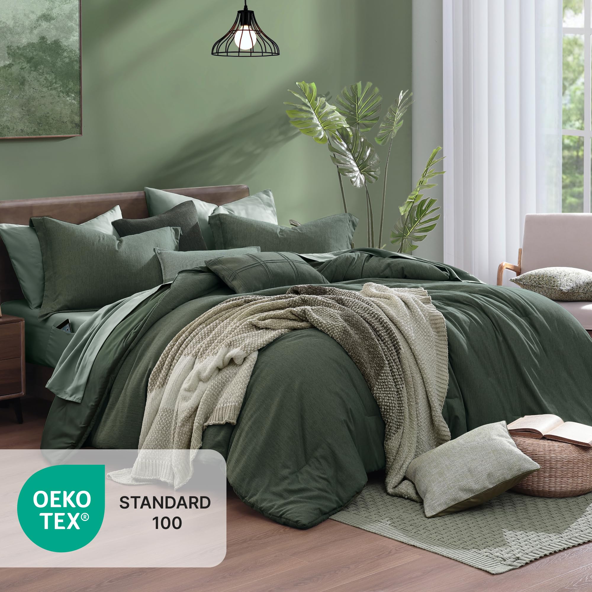 Monbix fitted sheet pocket depth image showing deep 14-inch fit benefit