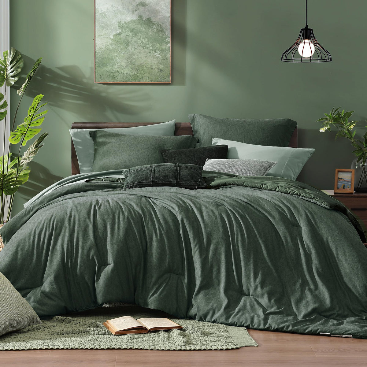 Monbix front packaging showing full 7-piece set and quick bedroom upgrade benefit