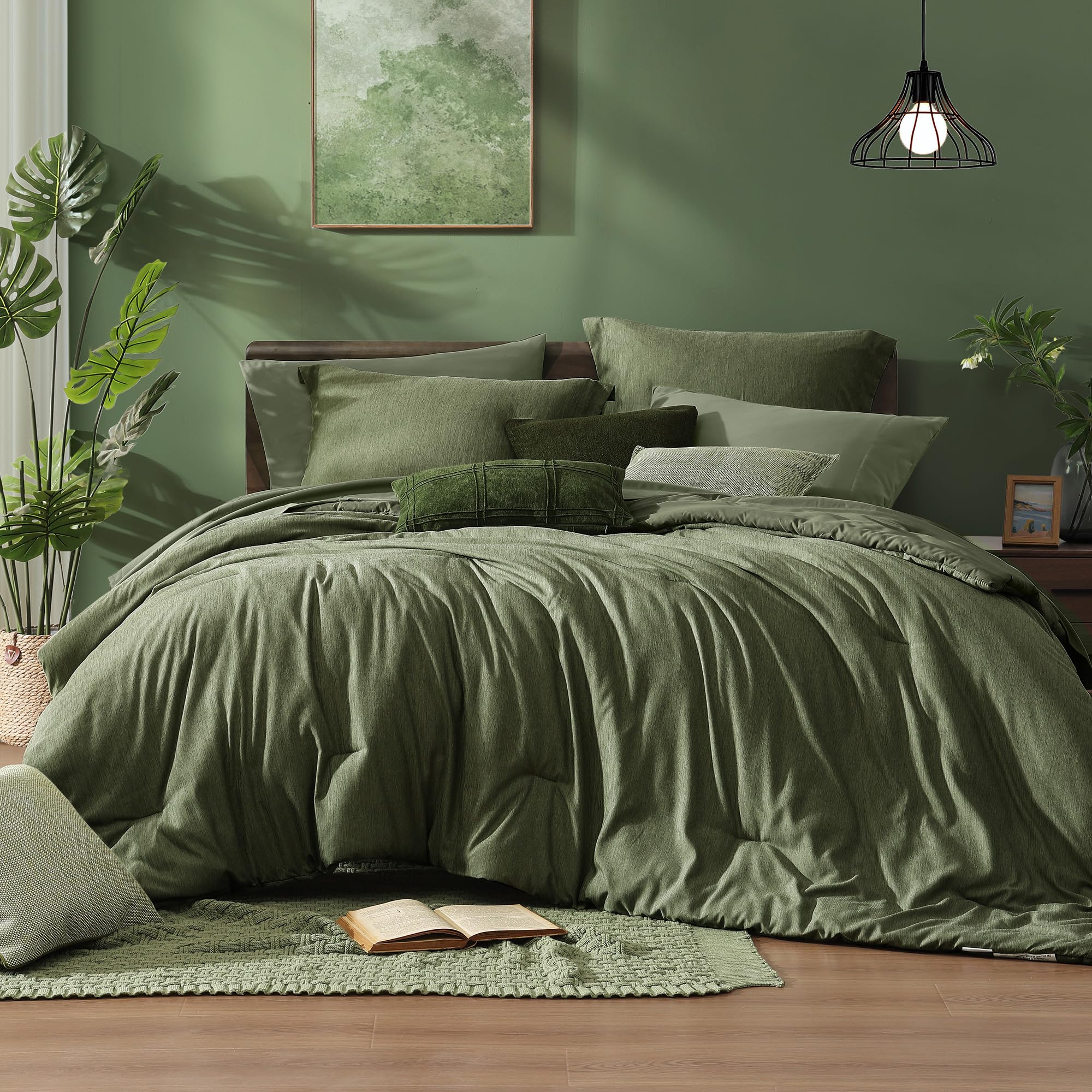 Monbix comforter front view showing full coverage and cozy look