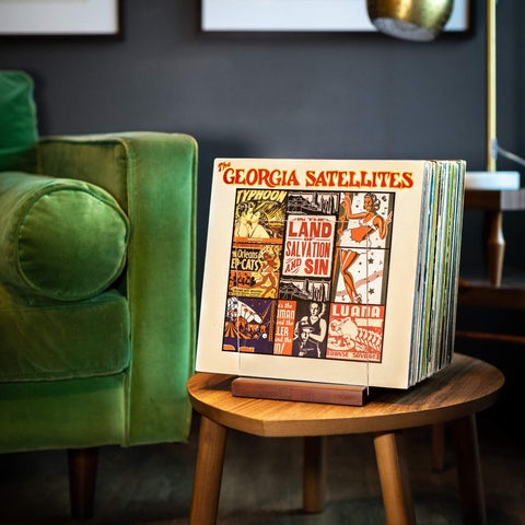 MÖNKE size comparison with book illustrating compact footprint and scale
