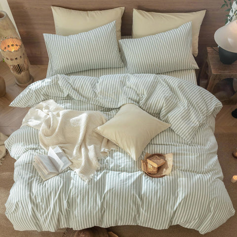MooMee hidden zip and interior corner ties secure your comforter for neat bedding