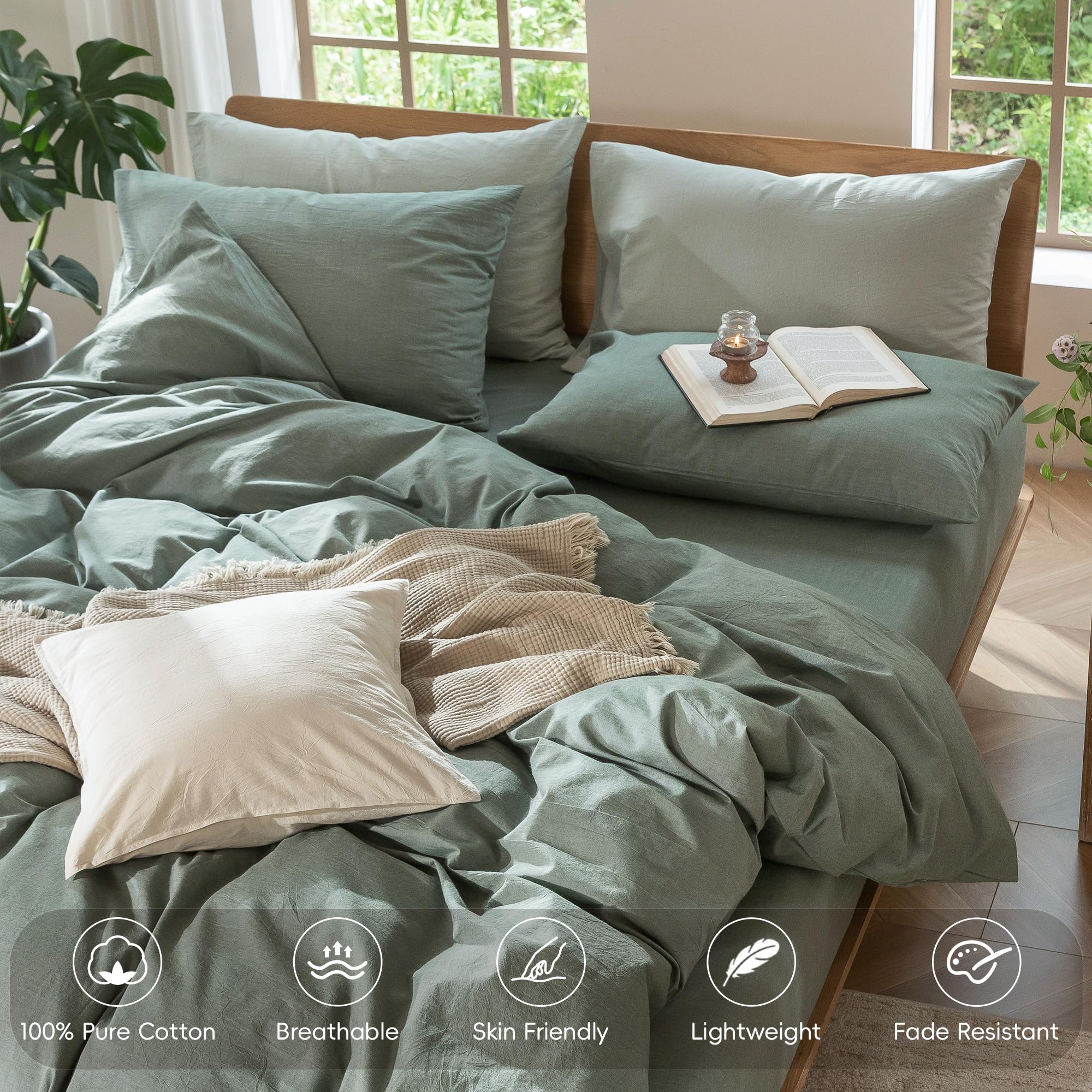 MooMee interior corner ties keeping duvet insert in place and preventing shifting