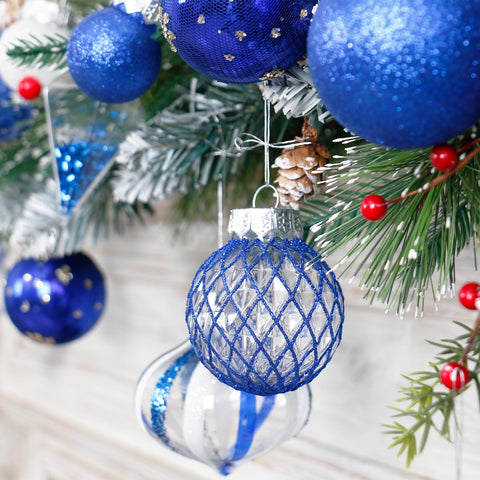 MoonXmas hanging rope detail showing secure loop and fast decorating benefit