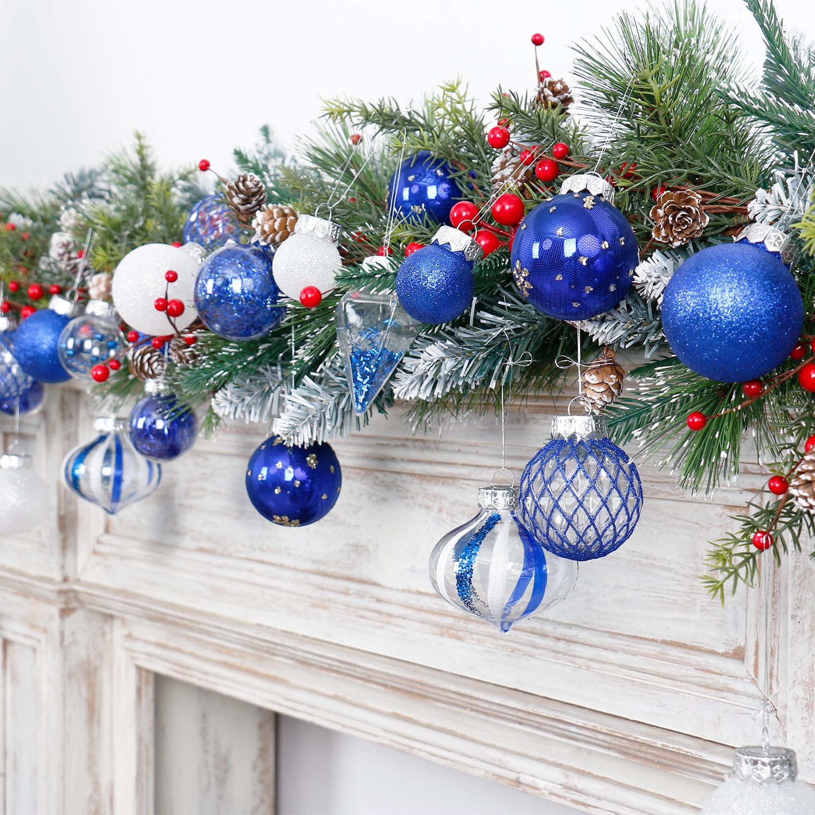 MoonXmas label with material info showing durable plastic and reuse benefit