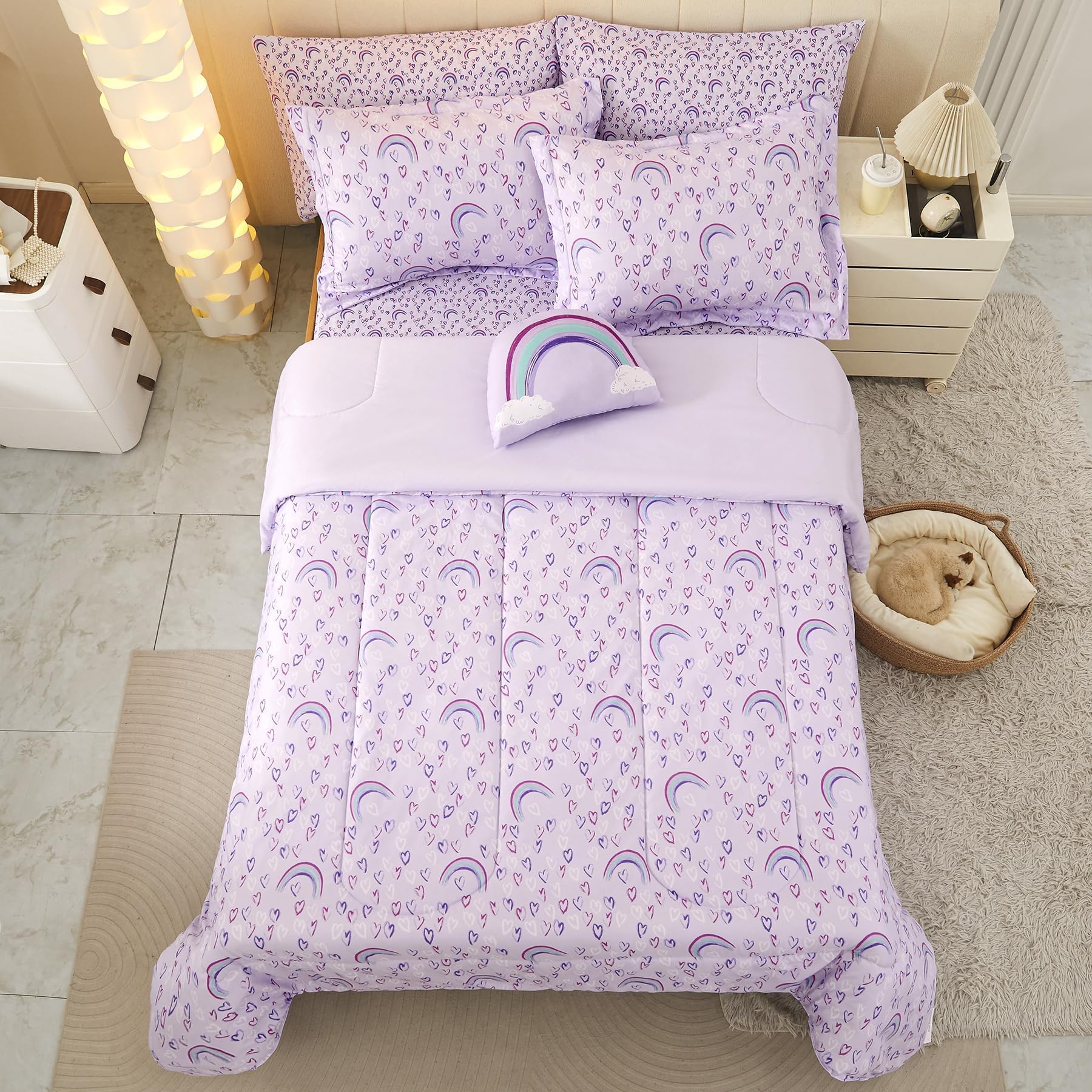 Mooreeke microfiber texture close-up highlighting softness and easy-care durability