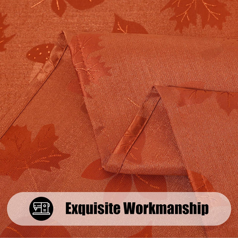 Moosfor hem and edge detail, displays neat stitching for long-lasting use