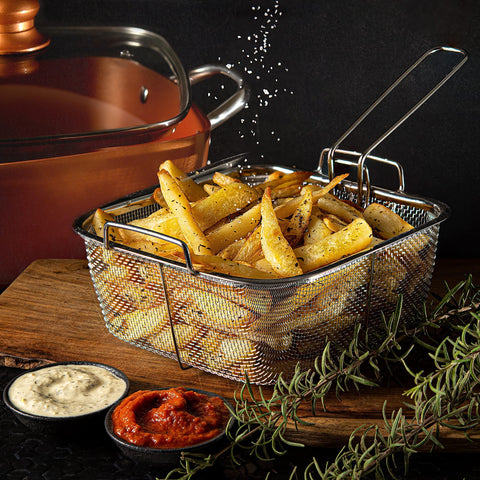 Moss & Stone cookware on induction range showing fast, even heating
