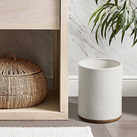 Motifeur close-up of embossed pattern highlighting texture and refined aesthetic
