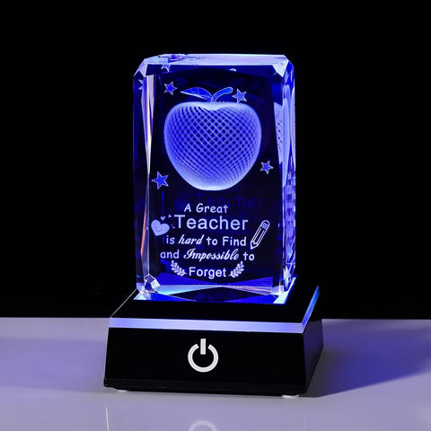 Movdyka crystal apple front view showing clear K9 clarity and elegant look