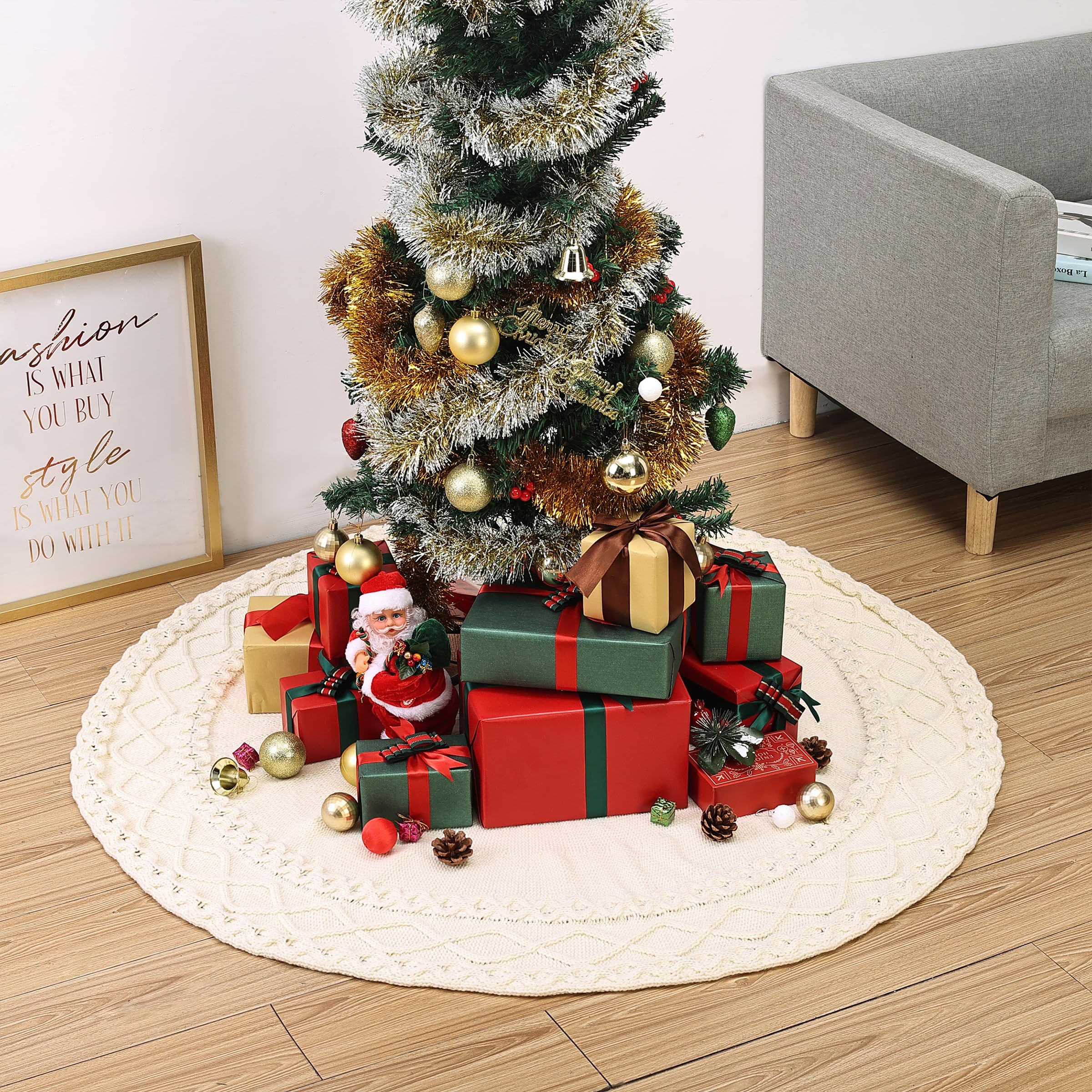 Mr. Pen skirt covering tree stand revealing neat concealment benefit