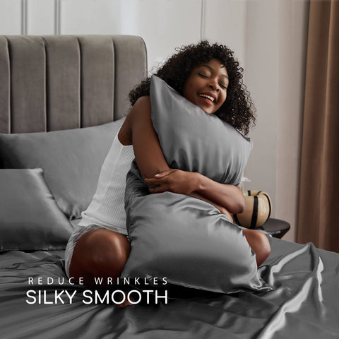 MR&HM fitted sheet corner strap fastened under mattress for secure hold