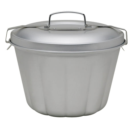 Mrs. Anderson's front view of mold showing shape and capacity, easy release benefit