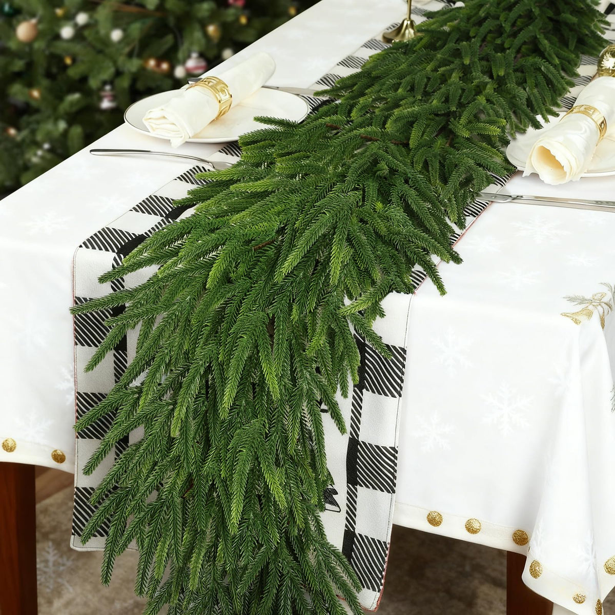MSMUH garland front packaging showing full 6ft length and branding benefit