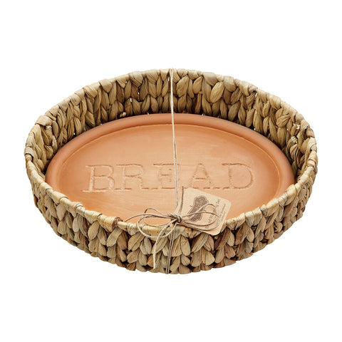 Mud Pie close-up of engraved terracotta stone highlighting heat retention