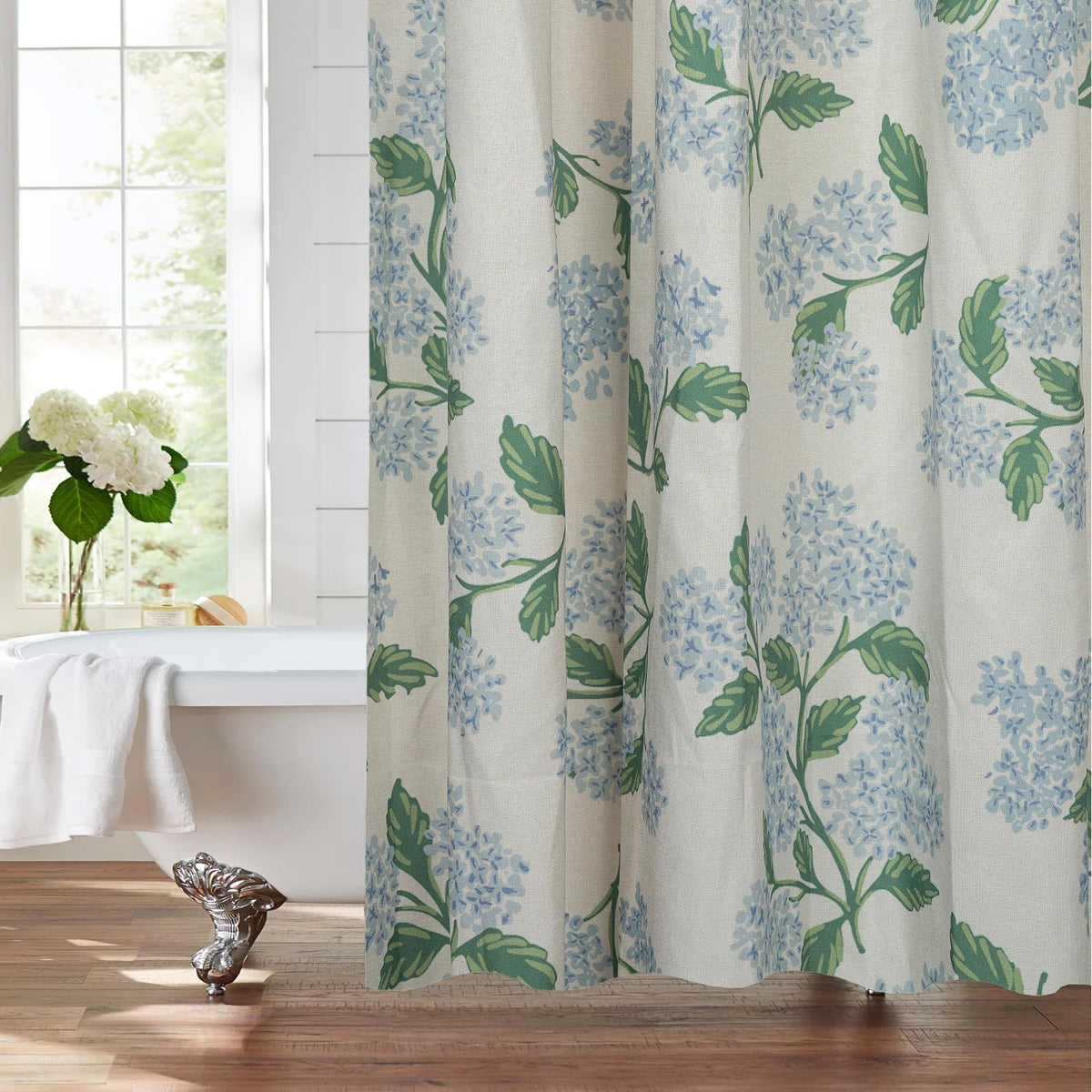 MUGINYU front view shows hydrangea print and fresh vintage style