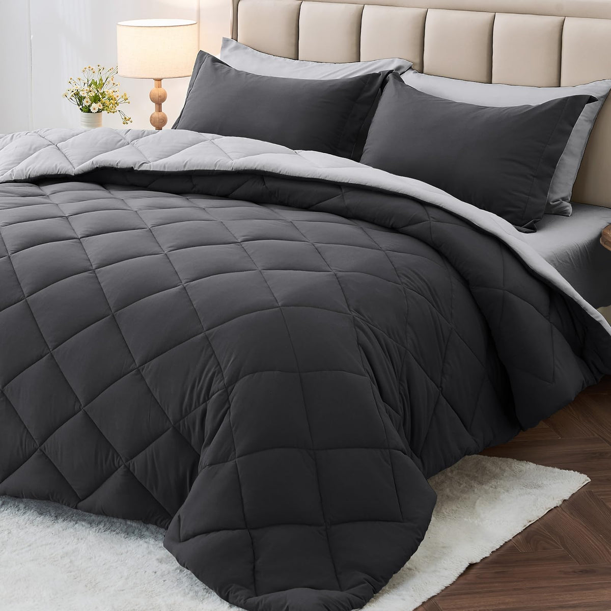 MUXHOMO front view of queen bed-in-a-bag showing complete set benefit