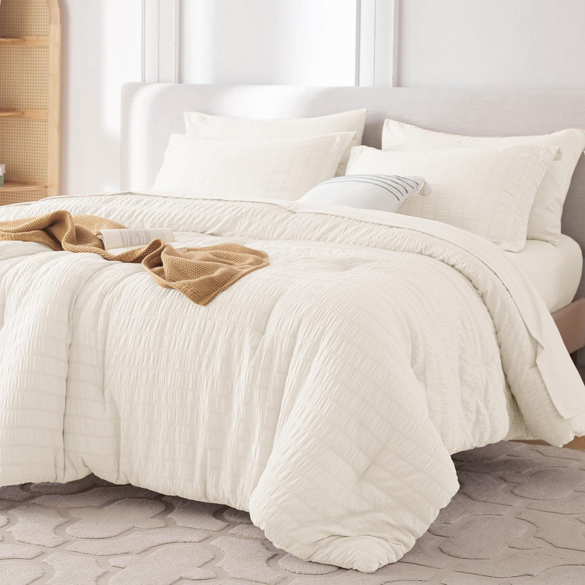 MUXHOMO front view of ivory comforter set showing cohesive bedding style and comfort