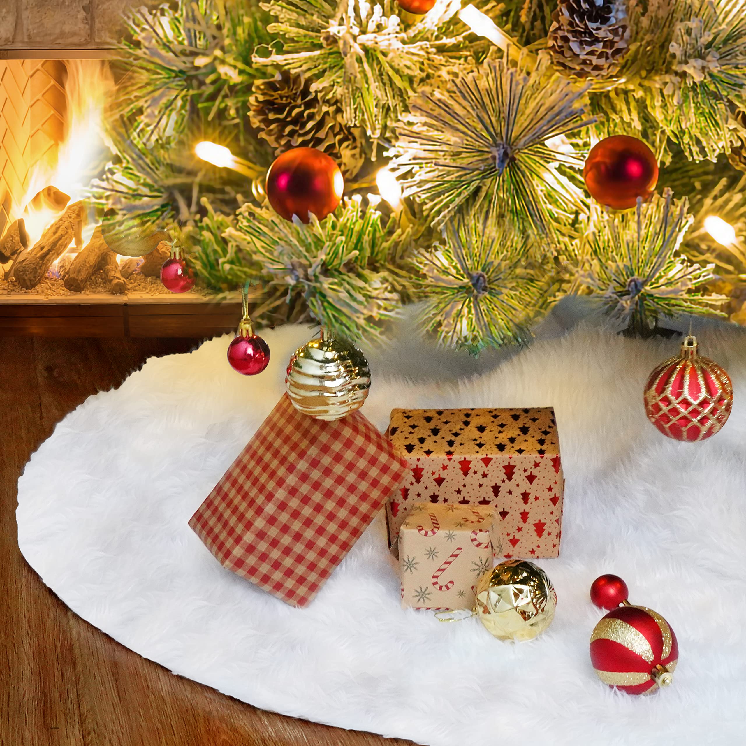Nackiy tree skirt front view showing full 48-inch plush coverage and neat finish