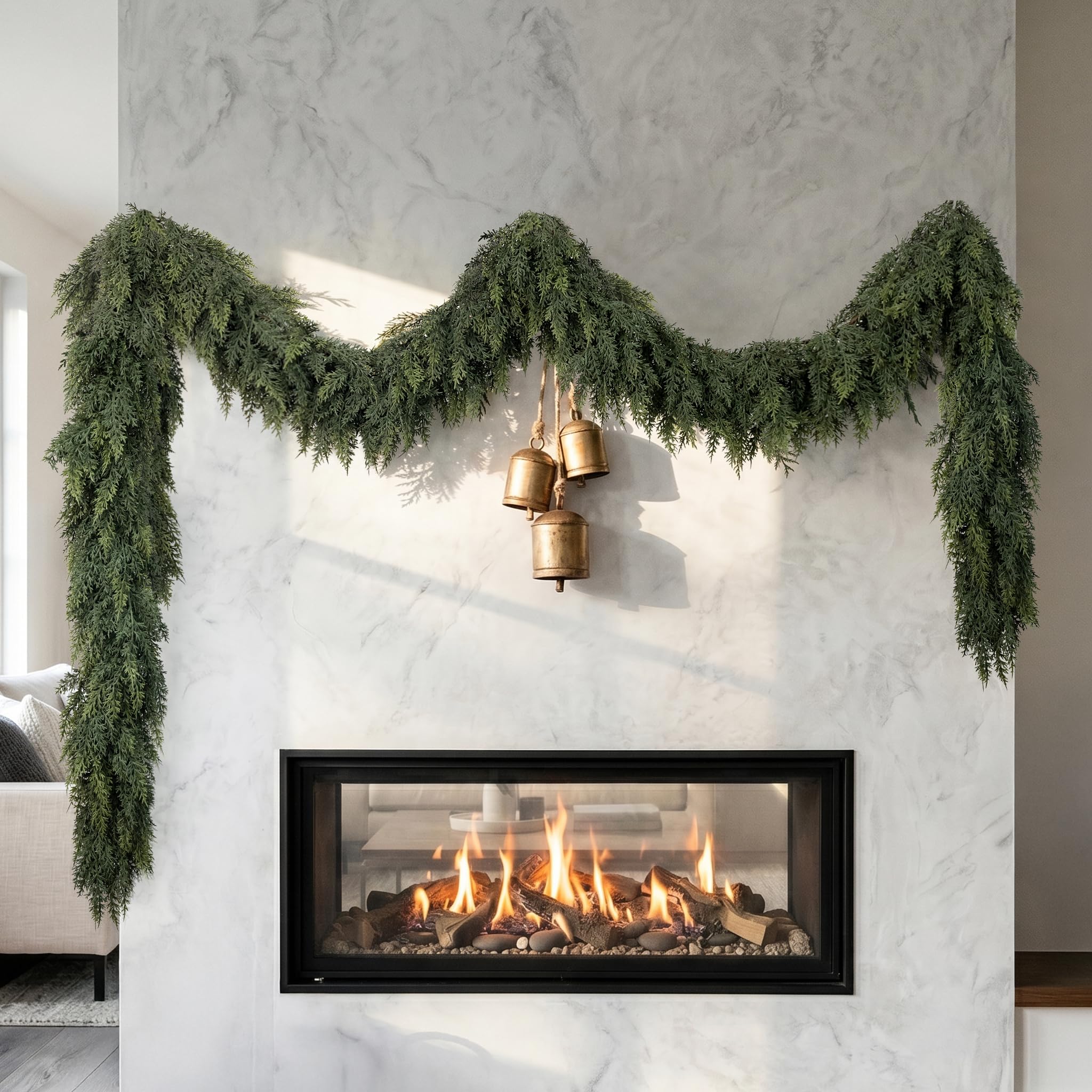 N&T NIETING garland front packaging showing full 9ft garland and product label benefit display